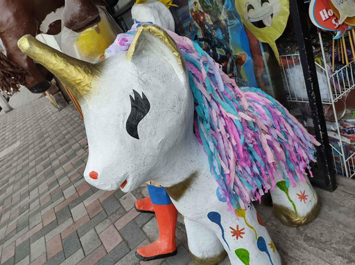 [E-COM01] Piñata unicornio